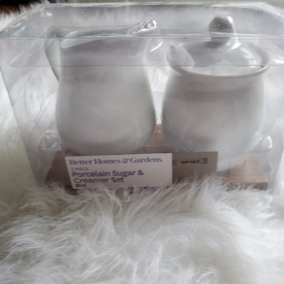Better Homes And Gardens Other - Better Homes And Gardens Porcelain Creamer Set NIP
